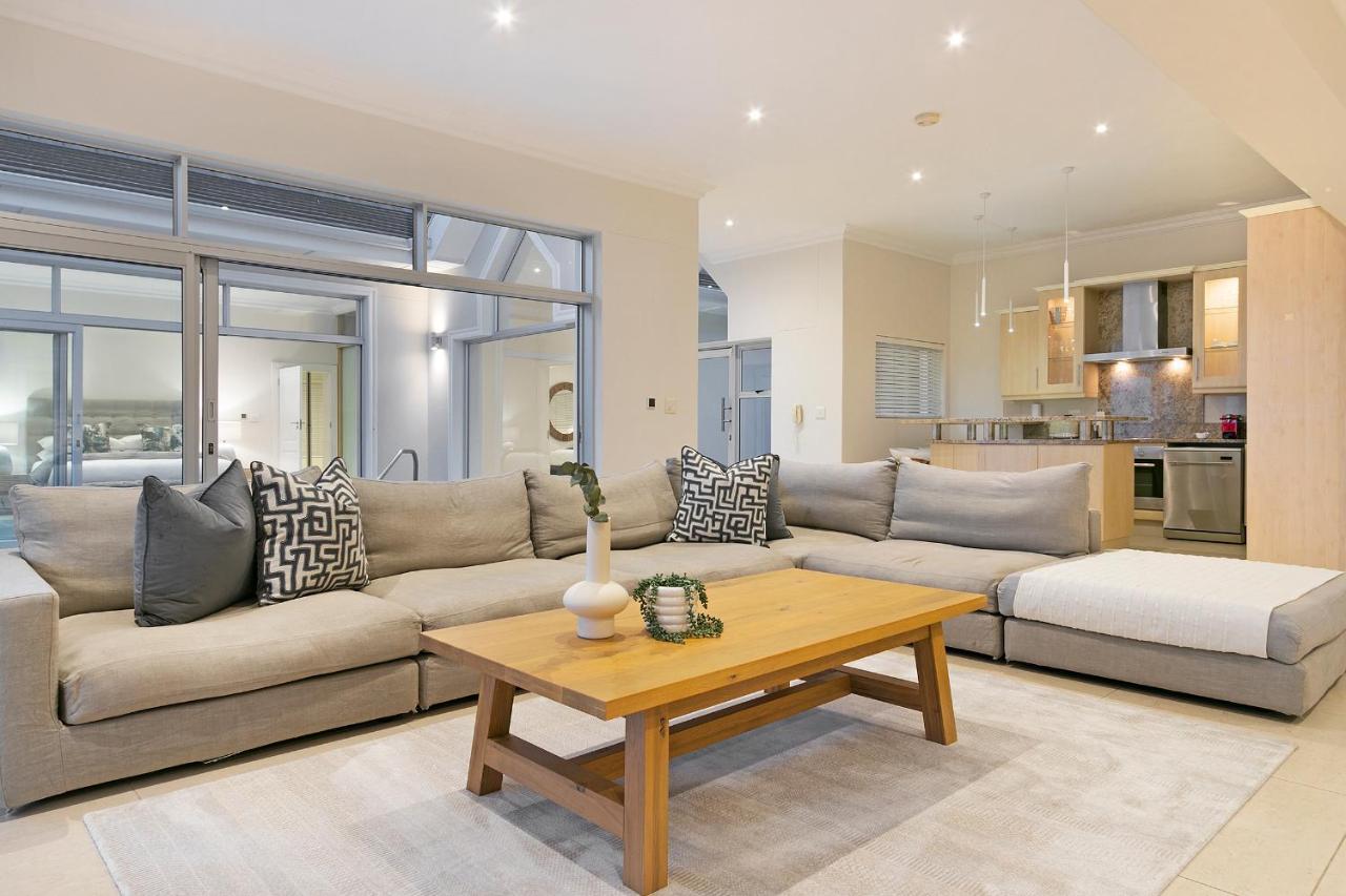 Luxury Serviced Mountain Villa In Constantia Cape Town Dış mekan fotoğraf
